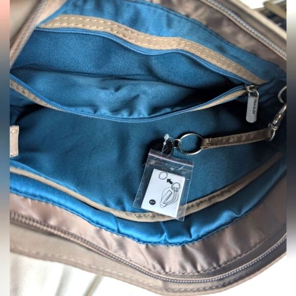 Travelon North/ South Crossbody Travel Bag -Taupe NWT - Picture 7 of 16